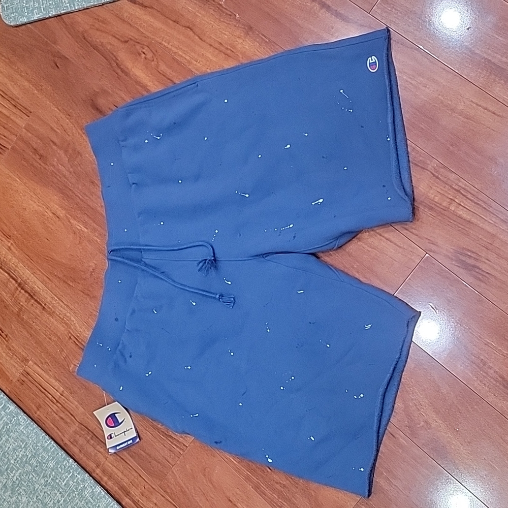 NWT Men's size XXL Champion sweatshorts